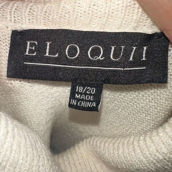 Eloquii cream drape cowl neck 18/20 flowy  short sleeve top - Picture 3 of 4